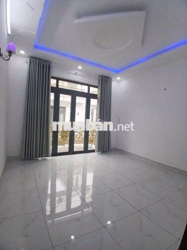 Nhà 1 trệt 3 lầu sân thượng đường liên khu 4/5 BHH B bình tân