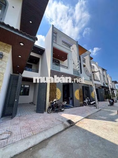 VILLA SÂN VƯỜN 197M2 FULL NỘI THẤT GẦN KHU CÔNG NGHIỆP CẦU TRÀM 