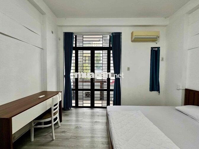🔥Căn Hộ -1Ph Ngủ Tách Bếp - Ban Công - Ngay Ngã Tư Phú Nhuận