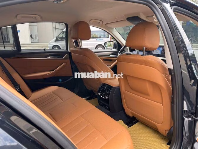 BMW 520i Luxury 2022 1 chủ đập thùng Cty XHĐ cao