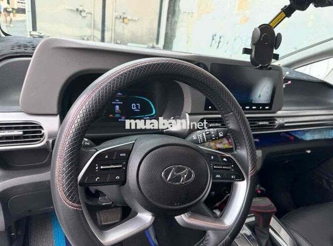 Hyundai Stargazer 7 chỗ Trắng 90.000km