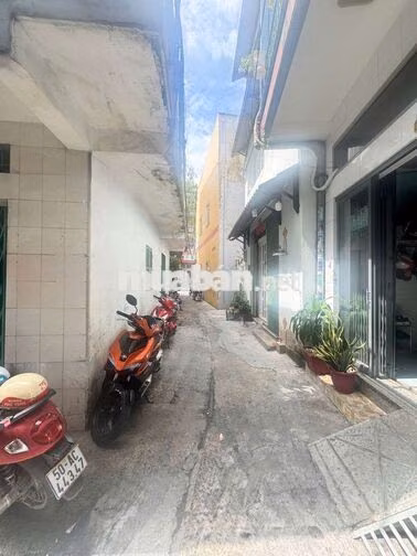 Giảm 500tr góc sát mặt tiền Thạch Lam-Bình Long 2 tầng 4x8m chỉ hơn 3T