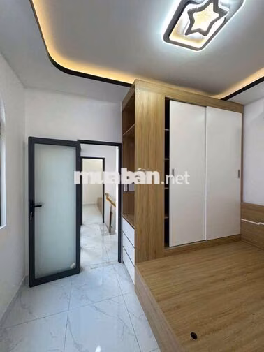Nhà giá tốt khu vip Lâm Văn Bền quận 7