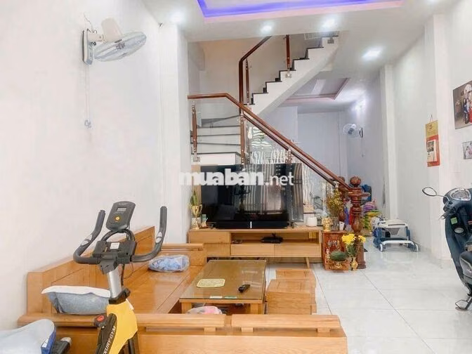 cho thuê gấp nhà nguyên căn dương quảng hàm p5 gò vấp . Hẻm 5m ôtô