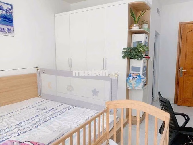 cho thuê gấp nhà nguyên căn dương quảng hàm p5 gò vấp . Hẻm 5m ôtô