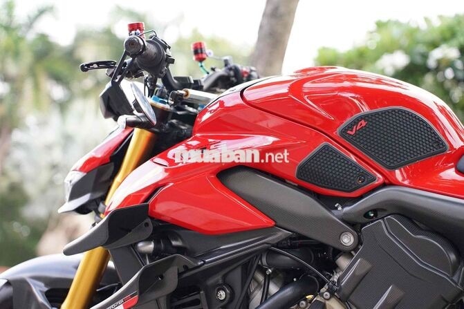😍🍅 Ducati Streetfighter V4S 2023 Đỏ 2813 km có đổi