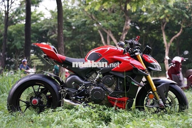 😍🍅 Ducati Streetfighter V4S 2023 Đỏ 2813 km có đổi