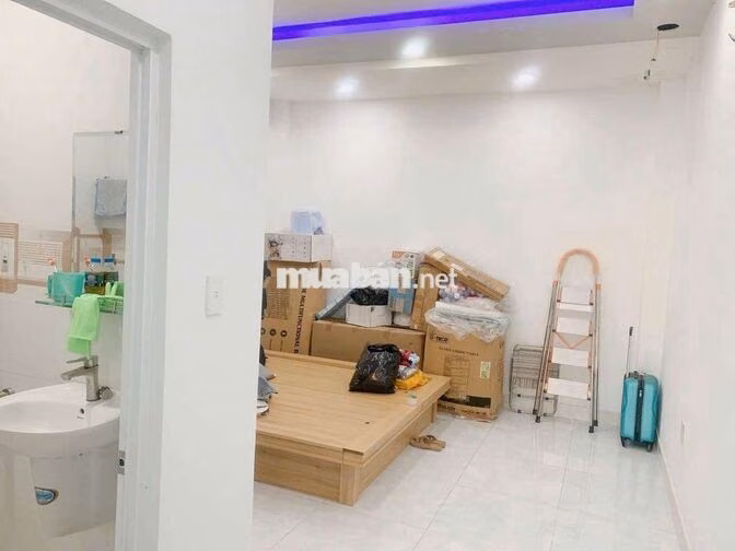 cho thuê gấp nhà nguyên căn dương quảng hàm p5 gò vấp . Hẻm 5m ôtô
