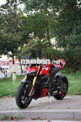 😍🍅 Ducati Streetfighter V4S 2023 Đỏ 2813 km có đổi