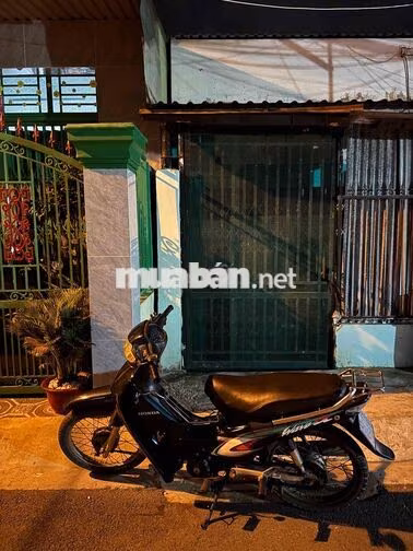 Cho thuê phòng trọ giá 1tr8 mặt tiền hẻm xe hơi đường lvl