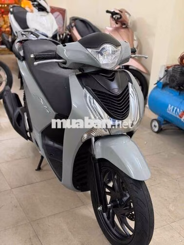 Sh 150 2016 xám xi măng siêu đẹp nợ xấu trả 14tr