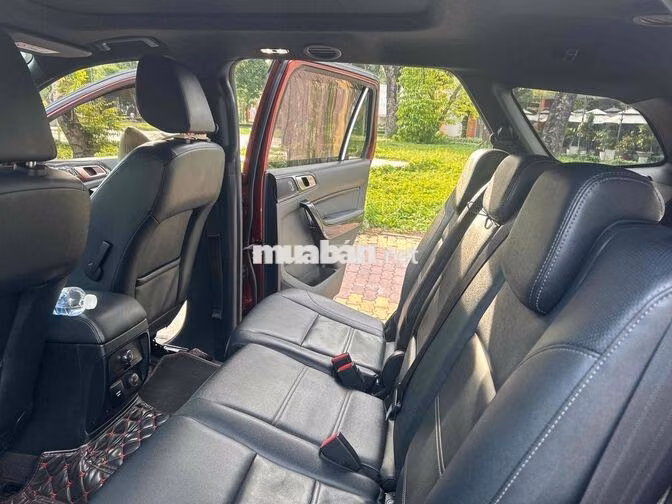 Ford Everest Titanium 2022 2.0L Bi-Turbo 4WD Đỏ