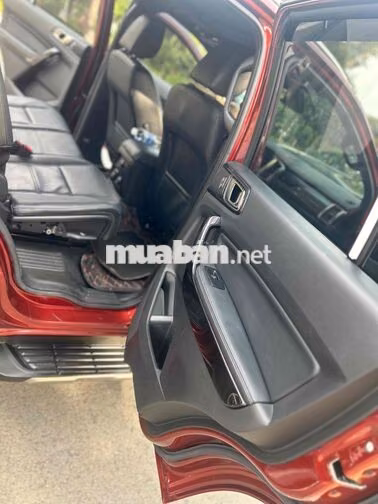 Ford Everest Titanium 2022 2.0L Bi-Turbo 4WD Đỏ