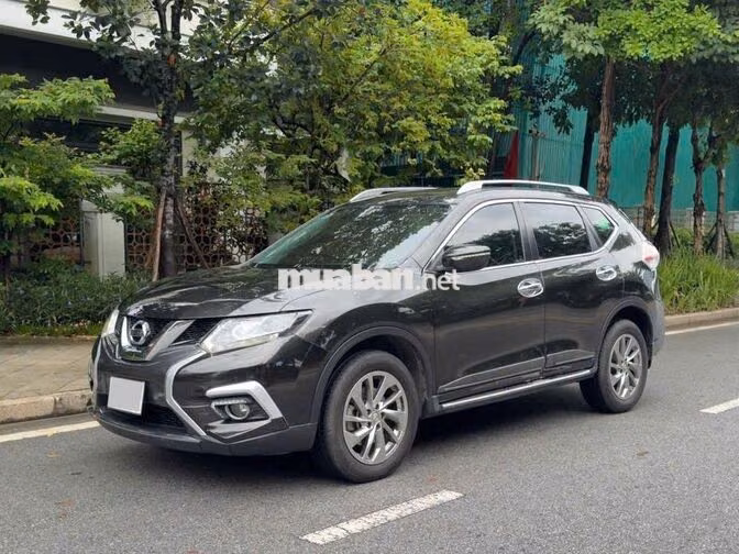 Nissan X-Trail 2.0 SL Premium 2020 Xanh đen
