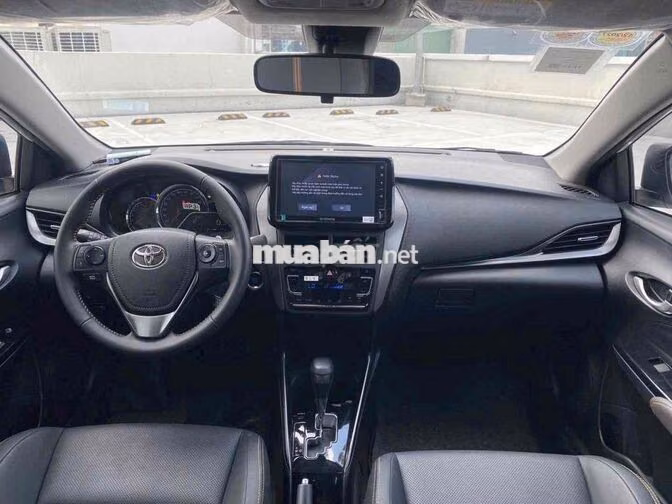 Toyota Vios 1.5G CVT 2025 Trắng 18.000 km