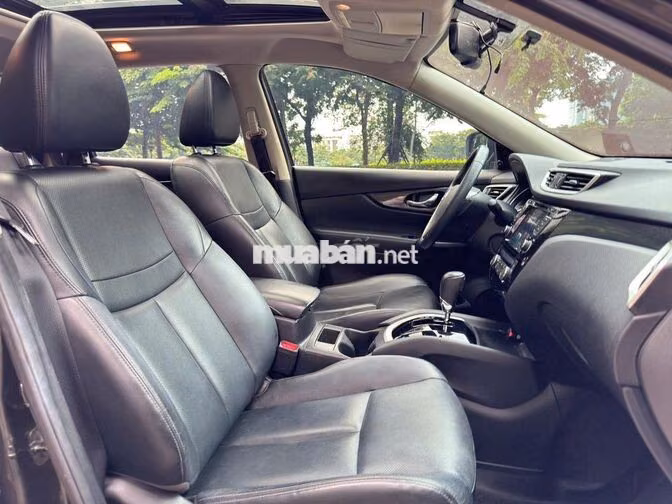 Nissan X-Trail 2.0 SL Premium 2020 Xanh đen