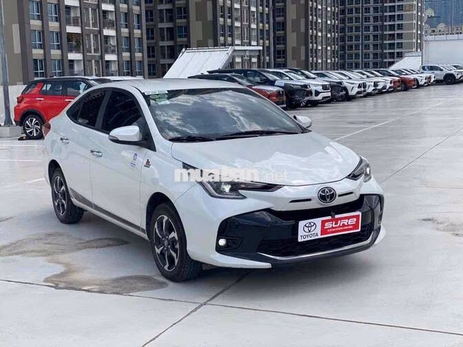 Toyota Vios 1.5G CVT 2025 Trắng 18.000 km