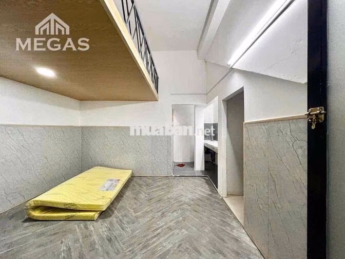 CHO THUÊ DUPLEX SIU RỘNG NẰM NGAY TRUNG TÂM PHÚ NHUẬN