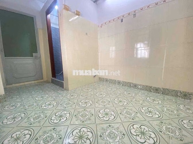 Phòng trọ 2tr550k - Di chuyển tiện lợi qua các quận khác