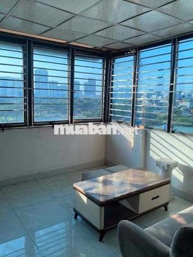 Cho thuê nhà 6 tầng 50m2 mặt đường Võ Chí Công nguyên căn để kinhdoanh