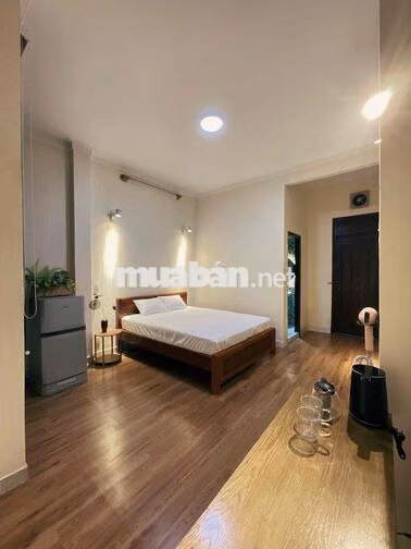 cho thuê tầng 2 kinh doanh và ở tại q.1 trung tâm hcm
