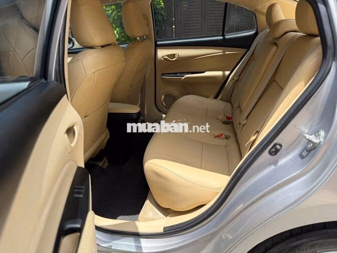 Toyota Vios E Số sàn 2018 Bạc