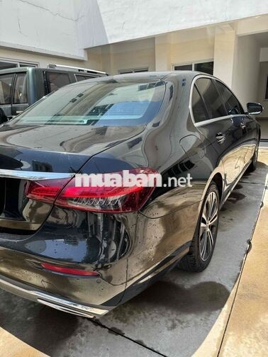 Mercedes-Benz E 180 Đen 106366 km