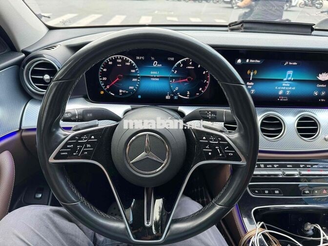 Mercedes-Benz E 180 Đen 106366 km