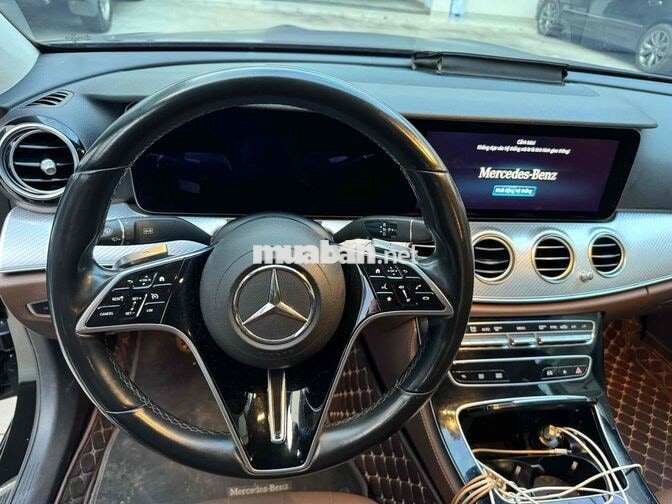 Mercedes-Benz E 180 Đen 106366 km