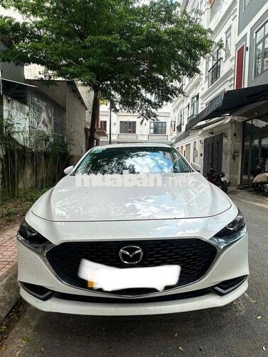 Mazda  3 luxury 2024 Trắng Tự động 30742 km