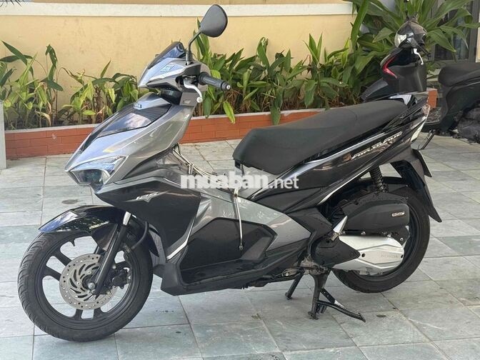 Honda Air Blade Đen xám Tiết kiệm xăng