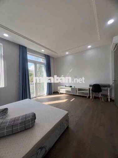 cho thuê nhà đường Đào Sư Tích 5x30 full nội thất 6PN