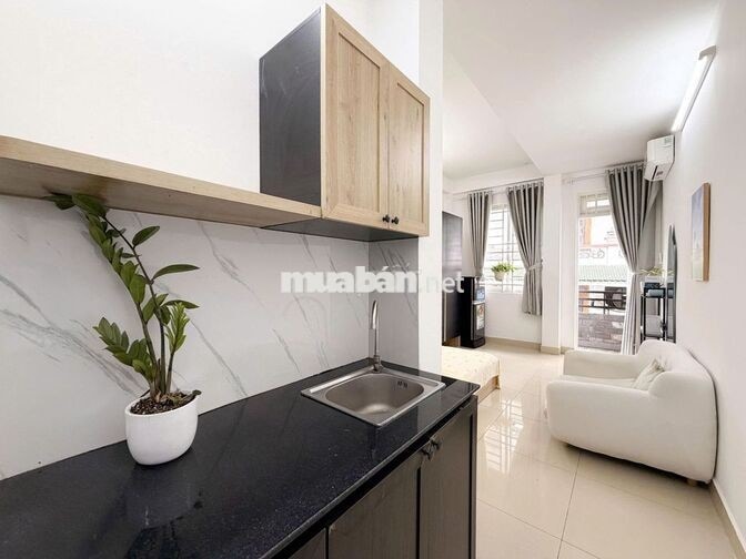 STUIDO BAN CÔNG NGAY ĐẠI HỌC IUH, VĂN LANG, EMART PHAN VĂN TRỊ