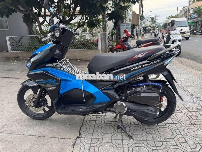 Honda Air Blade 2016 Xanh đen