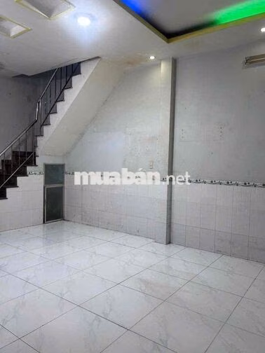Nhà 70m2 ngay chợ Thới Tứ 2PN,2Wc