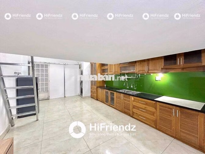 PHÒNG CÓ GÁC Q6 giáp Q5 50m2 ở được 4-5 bạn gần ĐHYD, ĐH Mở