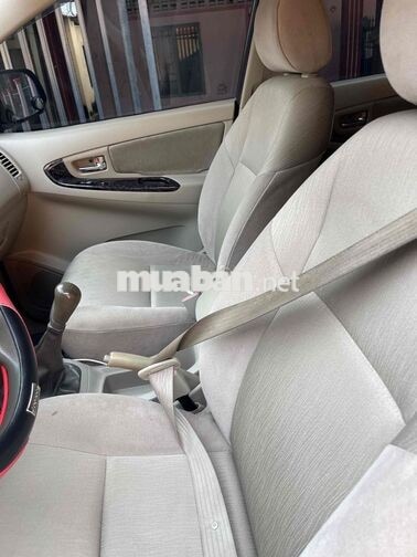 Toyota Innova Bạc 150856 km
