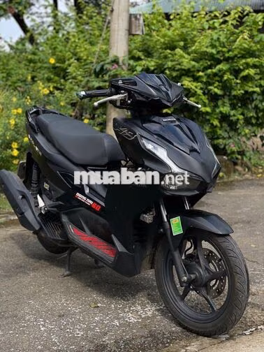 Honda Air Blade 2023 Đen 4 van