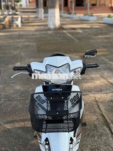 Honda Wave Blade 2015 Trắng, Đen Số sàn