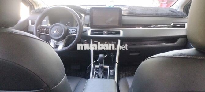 Mitsubishi Xpander Premium 2025 Đen 7 chỗ