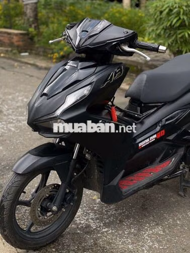 Honda Air Blade 2023 Đen 4 van