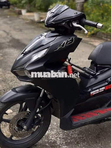 Honda Air Blade 2023 Đen 4 van