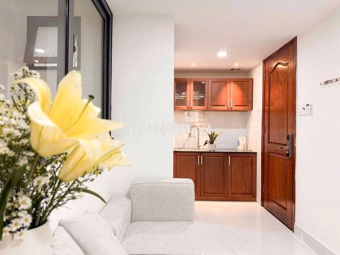 STUDIO KẾ SÂN BAY – FULL NỘI THẤT –RỘNG RÃI – TÂN BÌNH