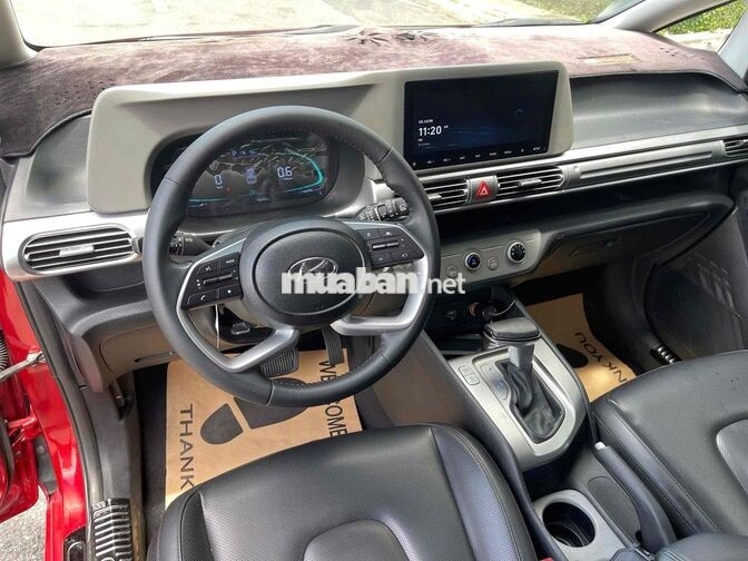 Hyundai Stargazer 2022 Bản đặc biệt Đỏ 94000 km