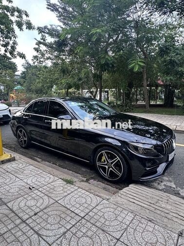 C200 up full C63 model 2016 chính chủ đứng tên