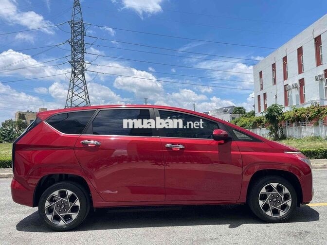 Hyundai Stargazer 2022 Bản đặc biệt Đỏ 94000 km