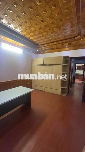 Cho thuê nhà ngõ 78 Duy Tân - 60m2 x 5 tầng, nhà đẹp ngõ ô tô đi lại
