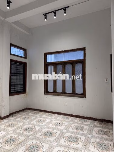 Cho thuê nhà nguyên căn Tây Sơn - Đống Đa, kinh doanh, văn phòng, 50m2