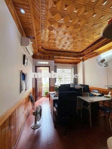 Cho thuê nhà ngõ 78 Duy Tân - 60m2 x 5 tầng, nhà đẹp ngõ ô tô đi lại