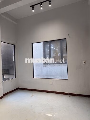 Cho thuê nhà nguyên căn Tây Sơn - Đống Đa, kinh doanh, văn phòng, 50m2